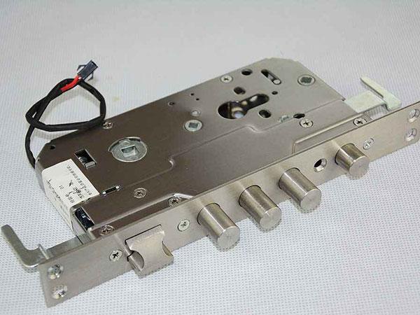 西平24小时上门开锁公司