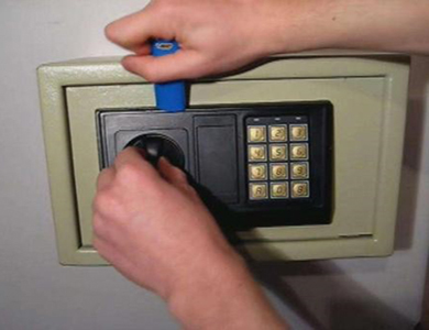 西平24小时上门开锁公司